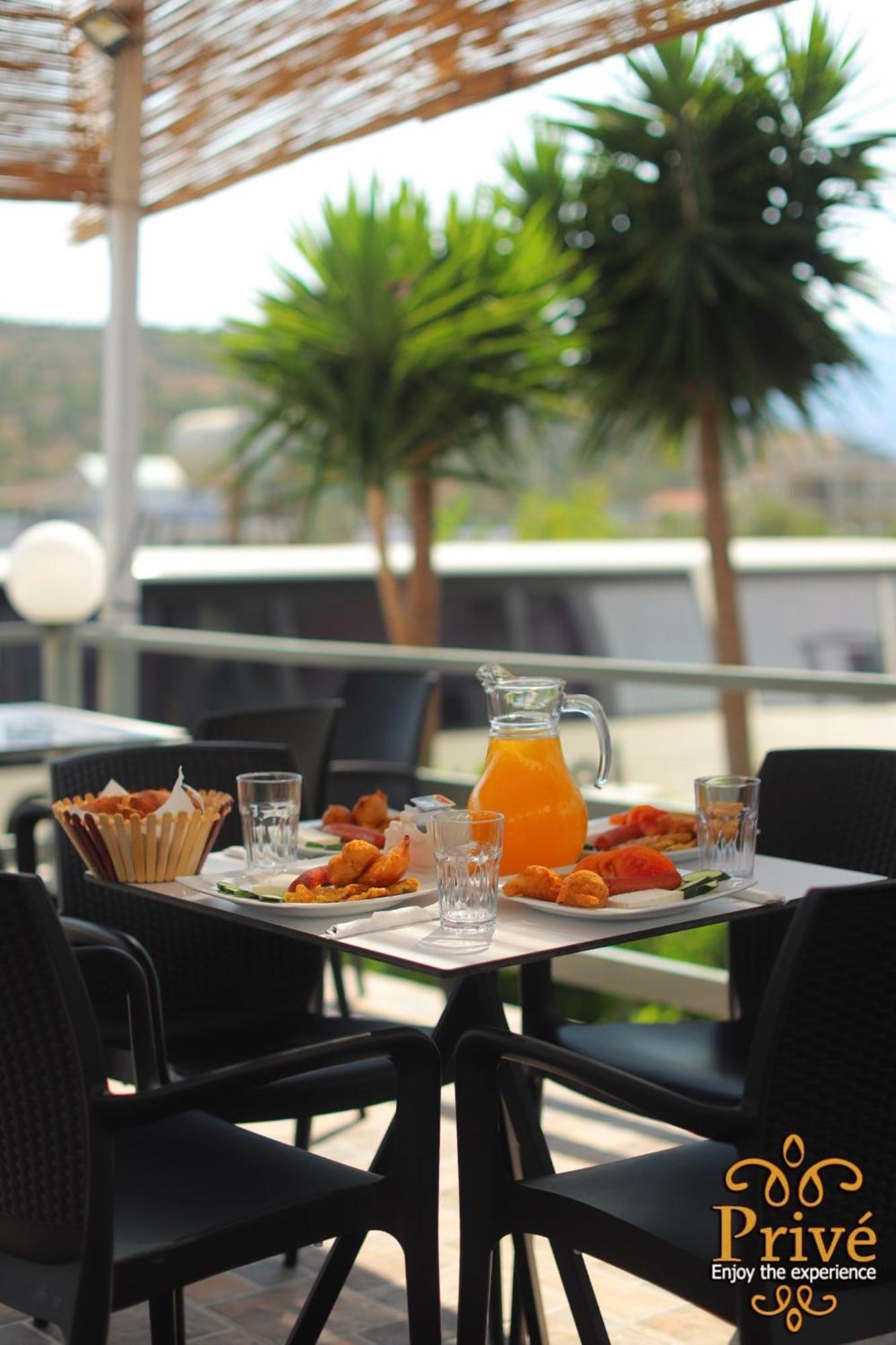 Prive And Hotel 3*