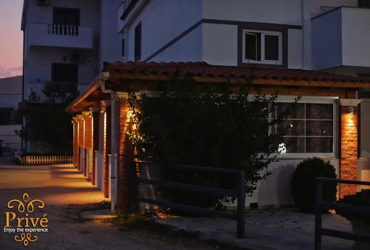 Hotel Prive And Ksamil